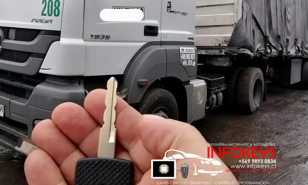 Llave con Chip Camion Mercedes Actros
